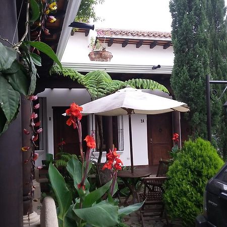 Villas Emekarsa, Antigua Εξωτερικό φωτογραφία