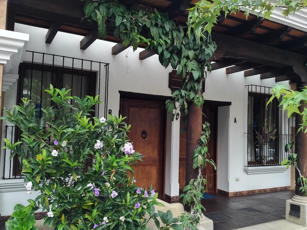 Villas Emekarsa, Antigua Εξωτερικό φωτογραφία